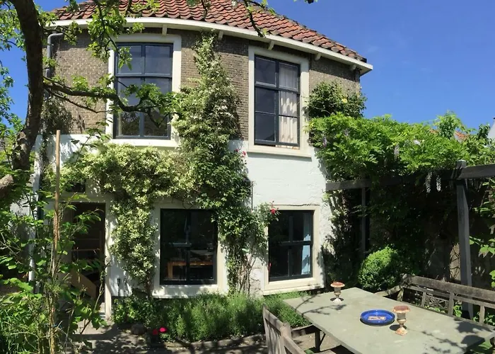 Apple Tree Cottage - Charming Canal Home In Our Idyllic Garden